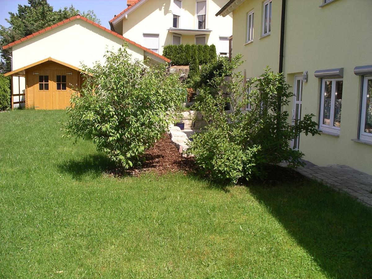 Ferienwohnung Messmer Mit Terrasse Heiligenborn Exterior foto
